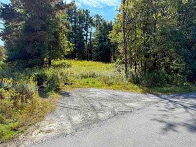 /international/us/meadow-lane-lot-3-hartford-vt-110107520263/