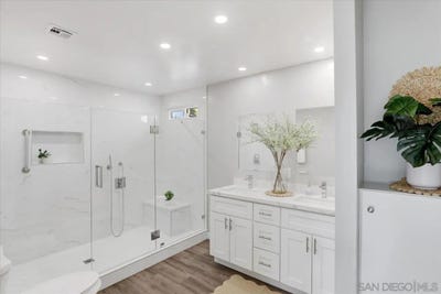 /international/us/7023-san-bartolo-carlsbad-ca-110106073902/