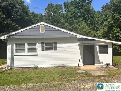 /international/us/4831-shimerville-road-emmaus-boro-pa-110101049474/