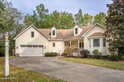 /international/us/109-santee-circle-hertford-nc-110120485410/