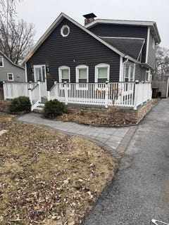 /international/us/5043-155th-street-oak-forest-il-110106782917/