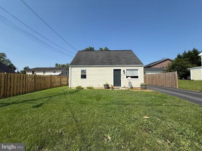 /international/us/103-colfax-drive-manassas-park-va-110100658524/