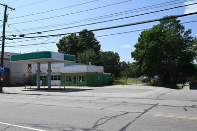 /international/us/360-mammoth-rd-lowell-ma-110110244122/
