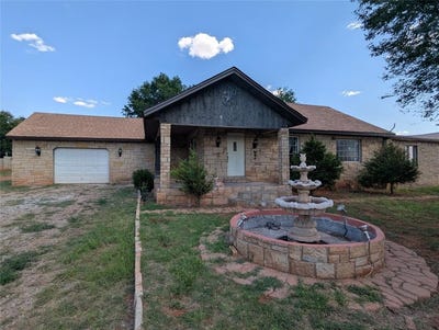 /international/us/21508-s-frontage-road-foss-ok-110101538362/