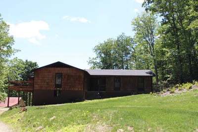 /international/us/7923-poor-mountain-rd-bent-mountain-va-110104257532/