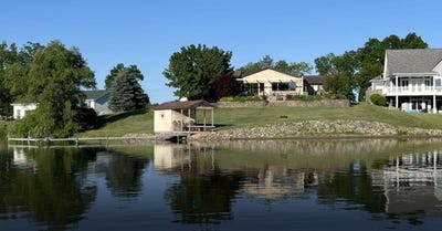 /international/us/14600-w-diane-drive-camden-mi-110106070625/