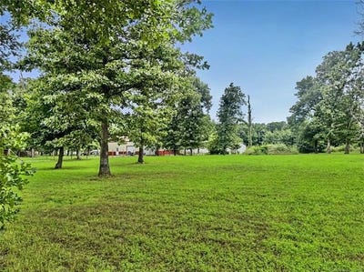 /international/us/12923-w-southern-oaks-street-tahlequah-ok-110108473127/