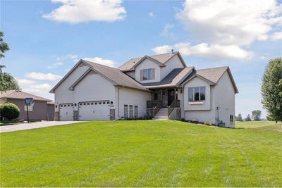 /international/us/29102-golf-lane-lindstrom-mn-110100918793/