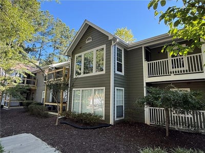 /international/us/515-berkeley-woods-drive-duluth-ga-110109326948/
