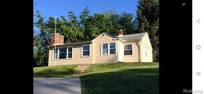 /international/us/1040-oregon-boulevard-waterford-twp-mi-110108693845/