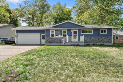 /international/us/1613-woodland-avenue-marquette-mi-110108707340/