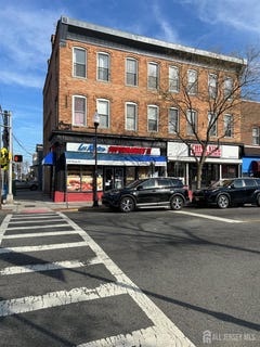 /international/us/432-state-street-perth-amboy-nj-110107615386/