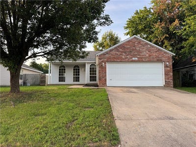 /international/us/1502-cresent-drive-bentonville-ar-110108546491/
