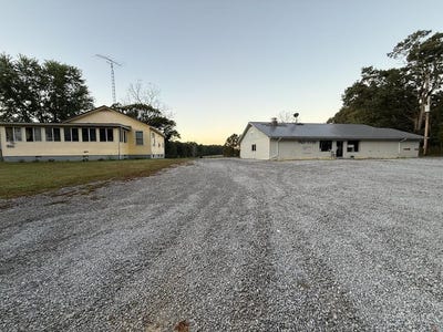 /international/us/1661-deer-lodge-hwy-deer-lodge-tn-110120151613/