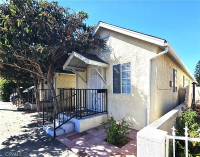 /international/us/654-w-21st-san-pedro-ca-110107224248/
