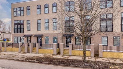 /international/us/4705-bridge-avenue-cleveland-oh-110108142053/