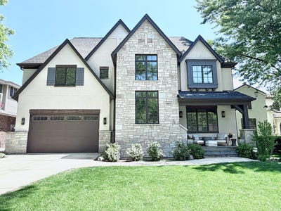 /international/us/4837-montgomery-avenue-downers-grove-il-110108174450/