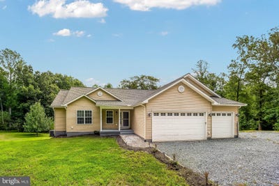 /international/us/8713-margaret-lane-partlow-va-110109627204/
