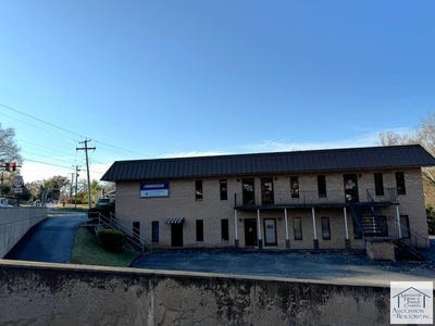/international/us/4940-kings-mountain-rd-collinsville-va-110105117083/