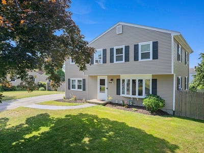 /international/us/99-moffitt-ave-somerset-ma-110100623212/