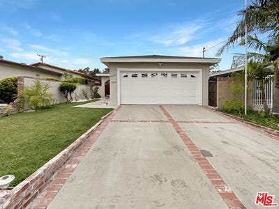 /international/us/12515-cedar-ave-hawthorne-ca-110092562019/