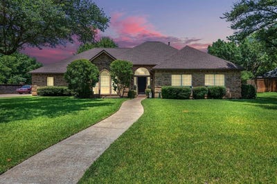 /international/us/3109-sunny-meadow-court-dalworthington-gardens-tx-110100922453/