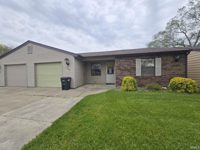 /international/us/727-riley-road-kendallville-in-110107993308/