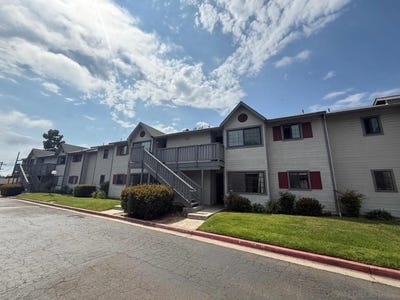 /international/us/205-camlau-dr-unit-c-chula-vista-ca-110101004752/