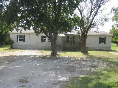 /international/us/2219-meadowlark-lane-gainesville-tx-110101126991/