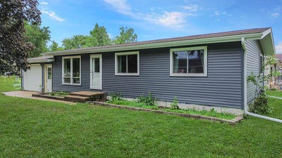 /international/us/402-cardinal-ave-rockland-wi-110108747898/