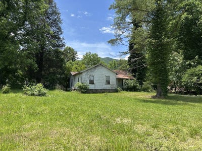 /international/us/181-mill-creek-robbinsville-nc-110108765754/