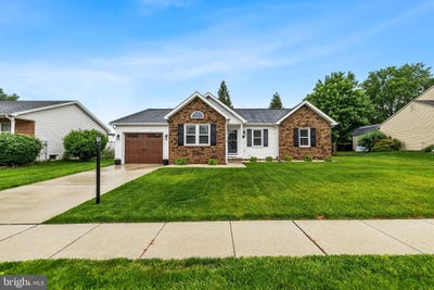 /international/us/106-dakota-drive-hanover-pa-110108533268/