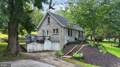 /international/us/5124-strasburg-road-kinzers-pa-110110170118/