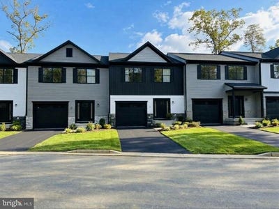 /international/us/306-evermore-lane-stafford-va-110108854557/