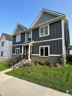 /international/us/306-n-jefferson-street-bloomington-in-110107311817/