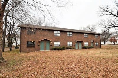 /international/us/250-n-madison-street-siloam-springs-ar-110106850267/