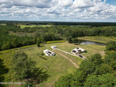 /international/us/1077-evergreen-road-louisville-ms-110120418080/