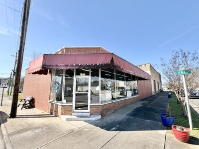 /international/us/30383-highway-17-millport-al-110106373048/