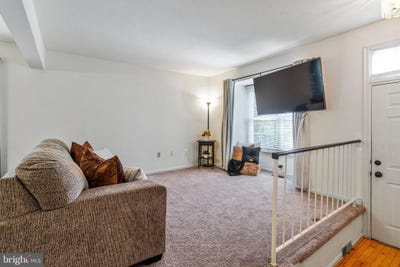 /international/us/14010-oxford-drive-laurel-md-110100211078/