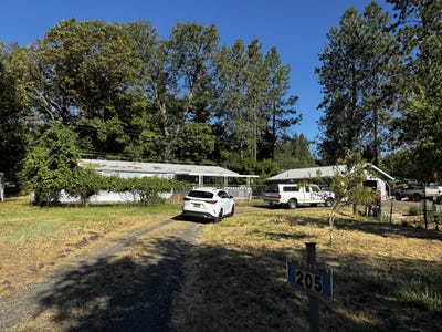 /international/us/205-madrone-lane-shady-cove-or-110100881991/