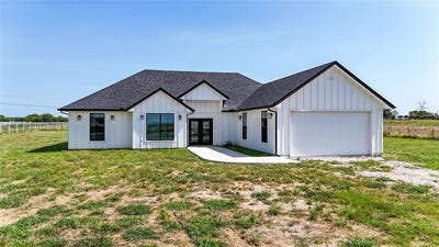 /international/us/12480-doyle-road-krum-tx-110101126302/