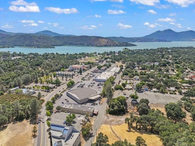 /international/us/15363-palm-ave-clearlake-ca-110102102725/