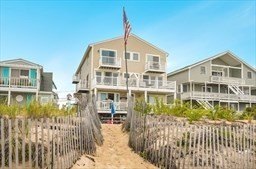 /international/us/59-atlantic-ave-salisbury-ma-110107077111/