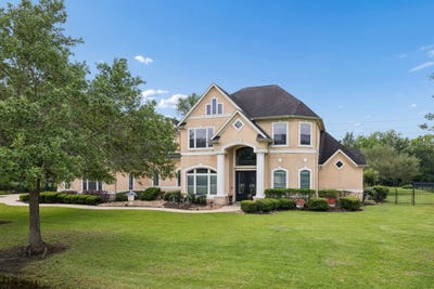 /international/us/9002-corbridge-drive-richmond-tx-110108495438/