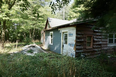 /international/us/3905-adams-road-ravenna-mi-110101430133/