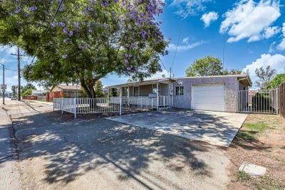 /international/us/414-e-lincoln-ave-escondido-ca-110107991053/