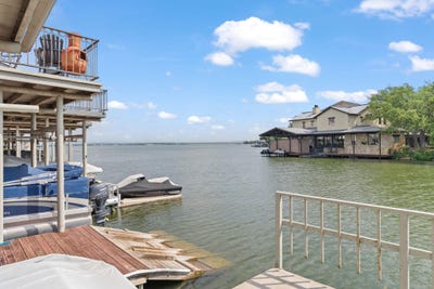 /international/us/305-n-hsb-blvd-horseshoe-bay-tx-110108010799/