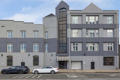 /international/us/308-310-passiac-ave-harrison-nj-110106231718/