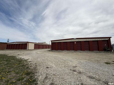 /international/us/351-s-2nd-avenue-canton-il-110107240499/