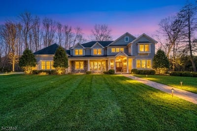 /international/us/106-koch-ln-old-tappan-boro-nj-110107230479/